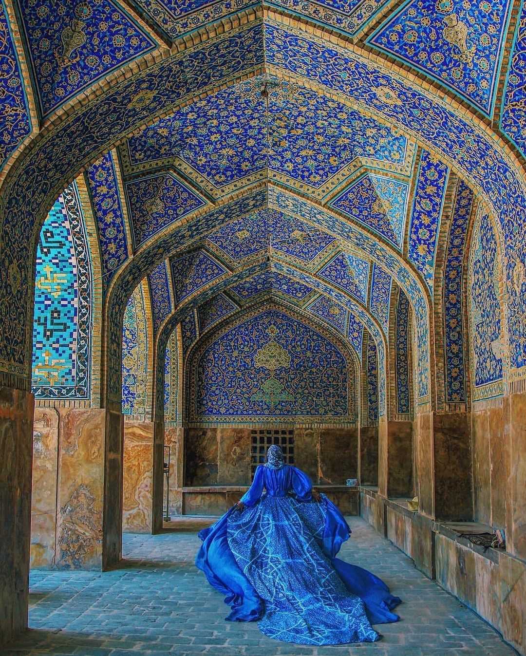 اصالت معماری ایرانی و طراحی لباس