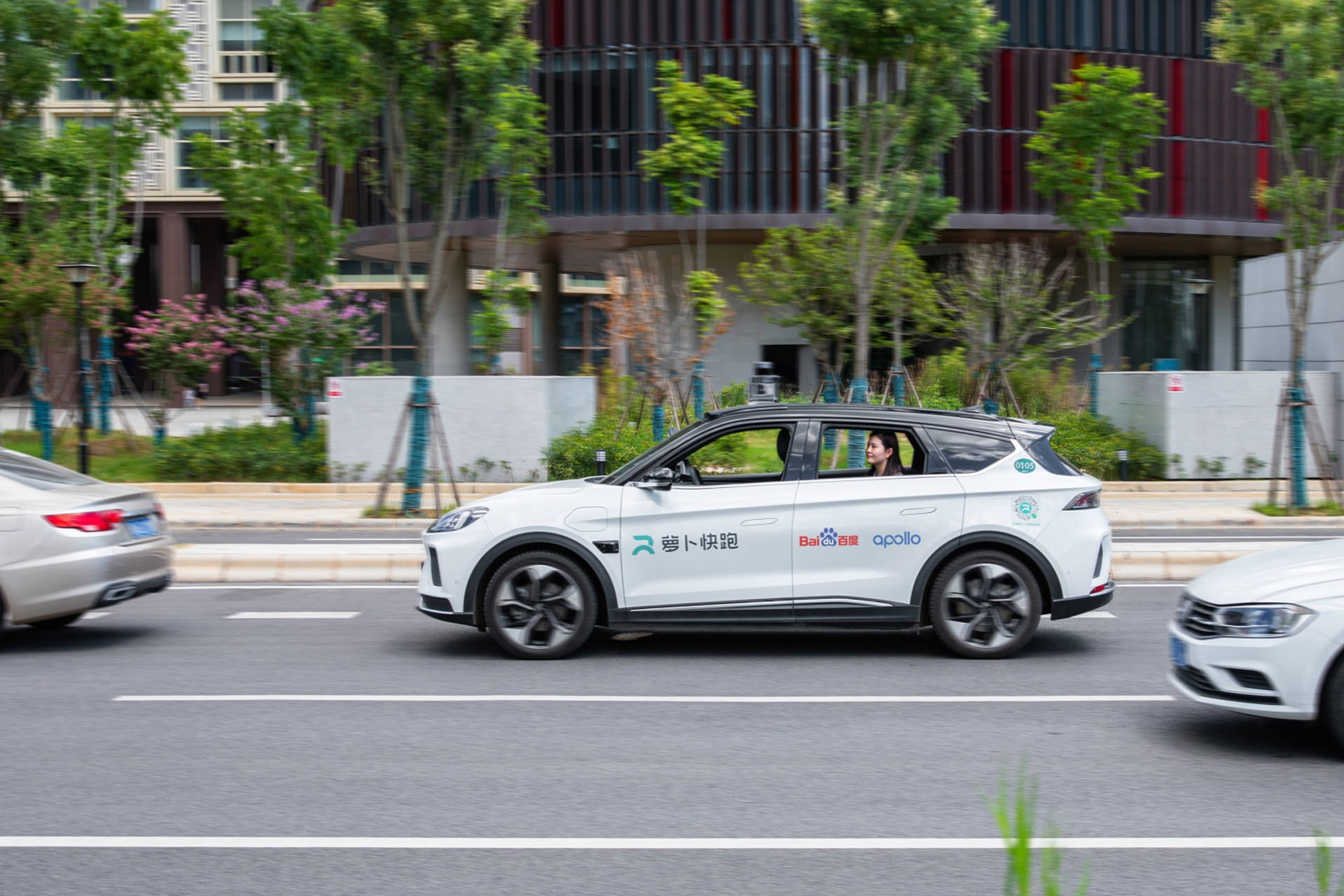 تاکسی‌های کاملاً خودران و بدون راننده بایدو در دو شهر چین مستقر می‌شوند
