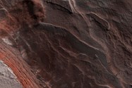 بهمن در نزدیکی قطب شمال مریخ