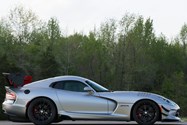 دوج وایپر  Dodge-SRT_Viper-2013