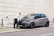 رنو زوئی Renault Zoe 2017