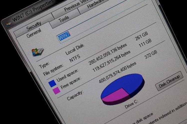 حذف کردن فایل‌های بروزرسانی ویندوز به منظور افزایش فضای خالی هارد دیسک