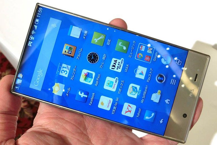 تلفن Aquas Crystal شارپ با باریکترین حاشیهی دور نمایشگر رونمایی شد