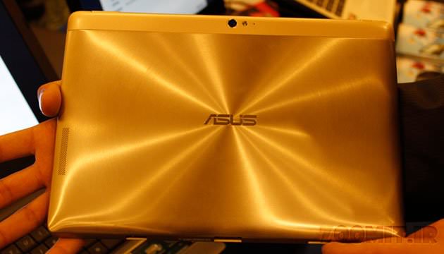 نگاه نزدیک به تبلت Transformer Pad Infinity اسوس: نمایشگر Full HD از نوع Super IPS+، پردازنده ۴ هستهای ۱.۶ گیگاهرتزی
