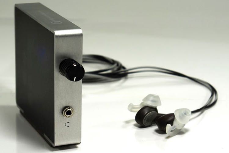 کُری (KORI) آمپلیفایرِ جیبی برای هدفون که با USB کار میکند