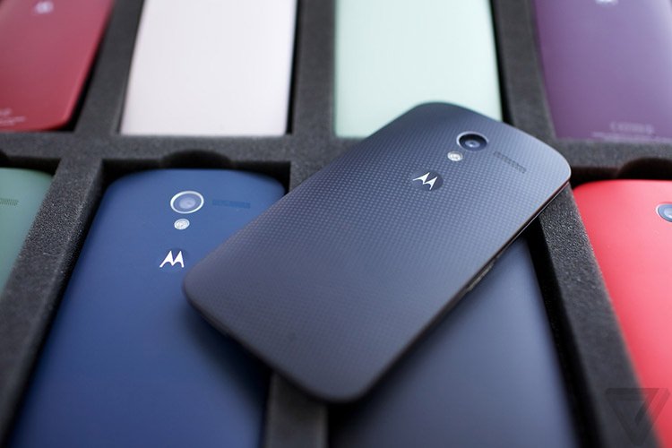 تلفن Moto X موتورولا رسما رونمایی شد: صفحه نمایش 4.7 اینچ با رزولوشن 720p، پردازنده X8 موتورولا، قیمت قراردادی 199 دلار