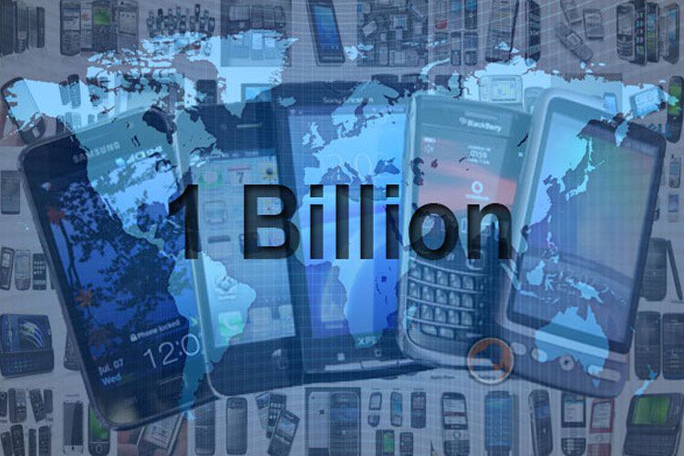 براساس گزارش IDC، یک میلیارد تلفن‌همراه در سال 2013 به بازار عرضه شده است