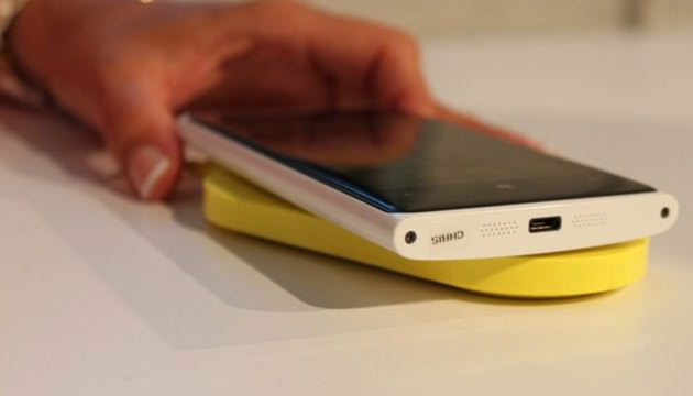 نوکیا در حال ساخت جایگزین لومیا 920 با بدنه آلومینیومی سبک و باریک است
