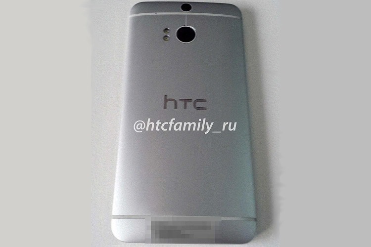 تصویر گوشی M8 پرچمدار جدید HTC با دو دوربین عقب و طراحی مشابه نسل قبل فاش شد