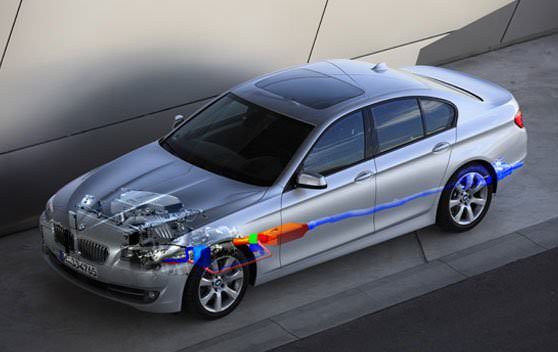 BMW با اضافه کردن یک موتور بخار، مصرف سوخت خودرو را 10 درصد کاهش می دهد