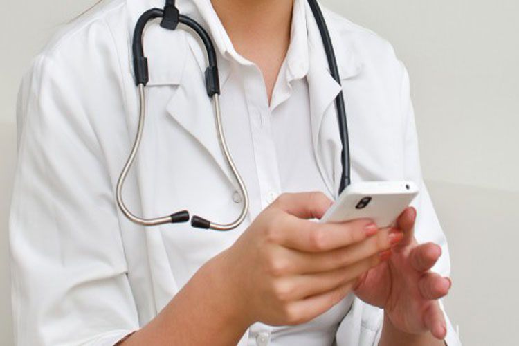 تشخیص بیماری‌ها با استفاده از تلفن هوشمند