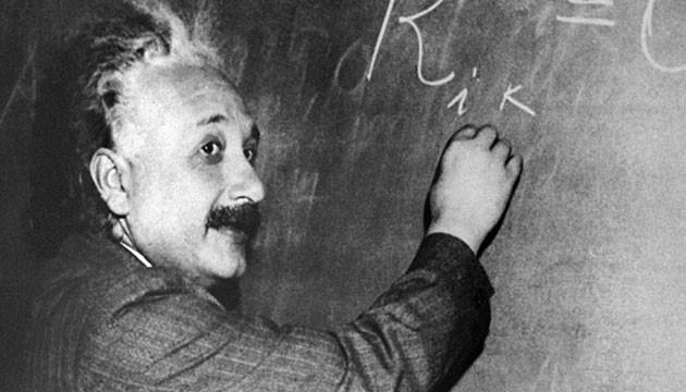 بالاخره مشخص شد: هوش و ذکاوت اینشتین بخاطر شکل غیرمعمول مغز او بوده است