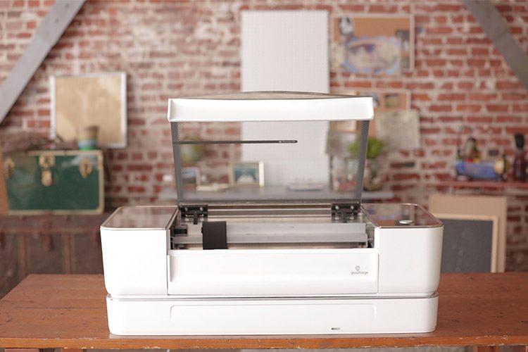 تماشا کنید: پرینتر سه بعدی Glowforge استفاده از تمام مواد برای پرینت را ممکن می کند
