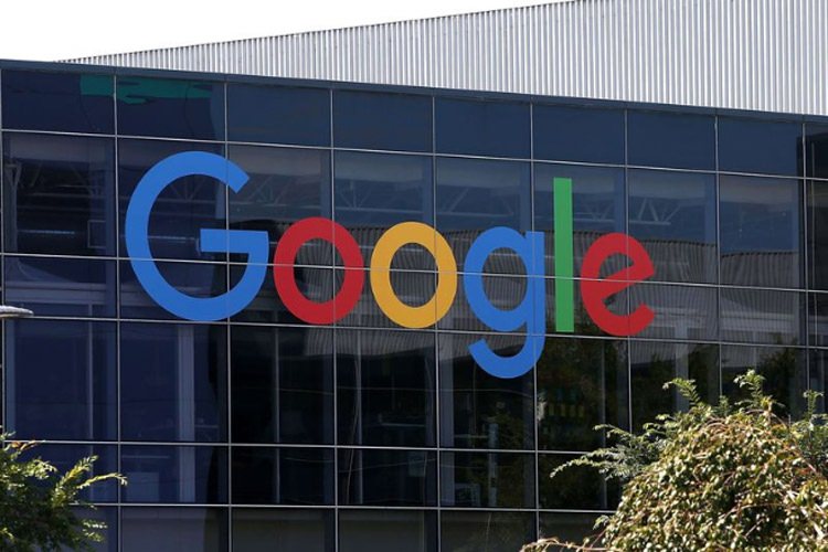گوگل برای رقابت با فیسبوک اپلیکیشن پیامرسان هوشمند میسازد