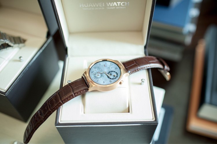 هواوی در نمایشگاه IFA 2015  از ساعت هوشمند گران‌قیمت خود پرده‌برداری کرد