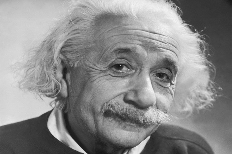 نتیجه تصویری برای آلبرت اینشتین (نظریه نسبیت)