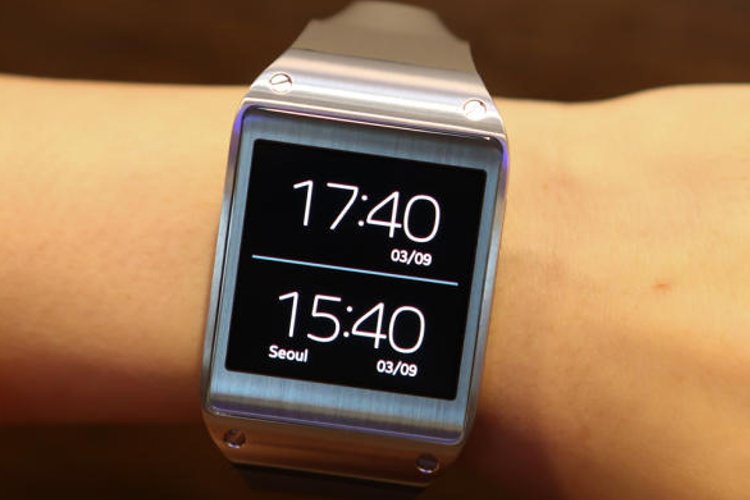 سامسونگ در حال توسعه Galaxy Gear 2 است