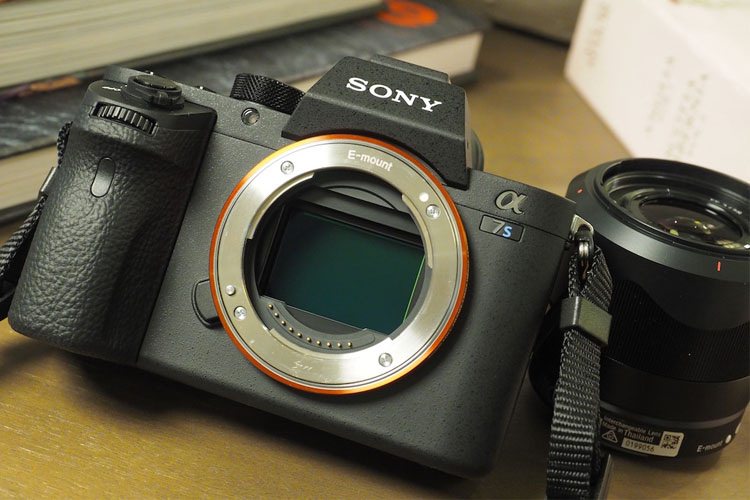 سونی دوربین بدون آینه فول فریم A7S II را معرفی کرد