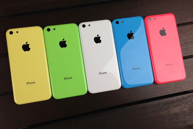اپل تولید آیفون 5c را به شدت کاهش داده است