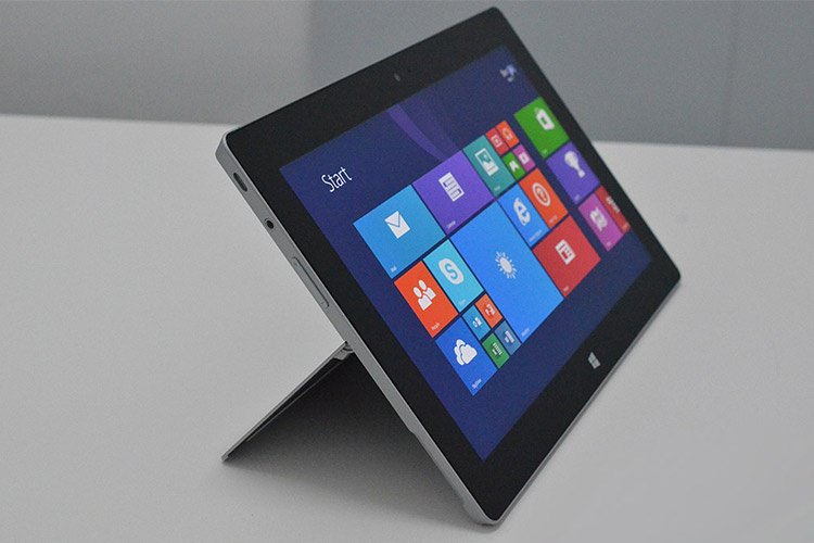 مایکروسافت تبلت Surface 2 را به عنوان جایگزین Surface RT معرفی کرد: صفحه نمایش 1080p، پردازنده Tegra 4 و باتری قوی‌تر