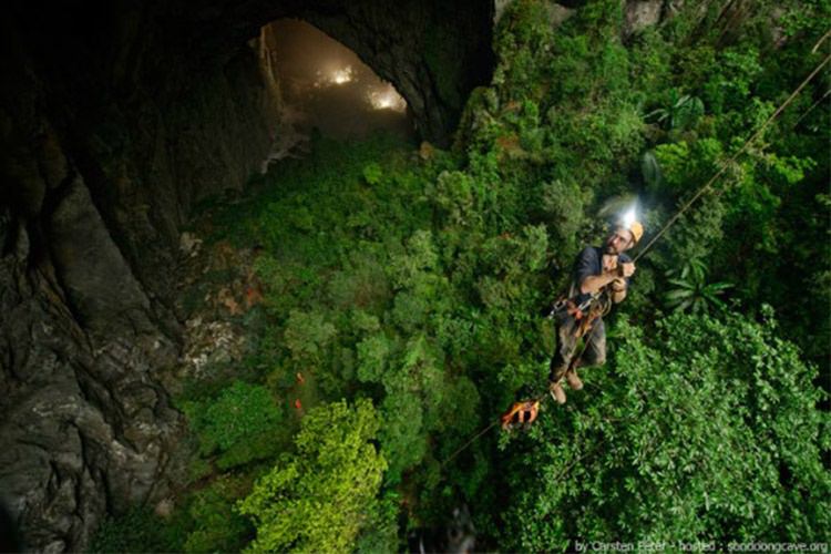 گردشی در بزرگ‌ترین غار زیرزمینی جهان در ویتنام