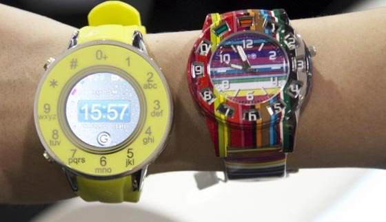 CES 2012: تلفن ساعت Burg، موبایل و ساعت در یک وسیله