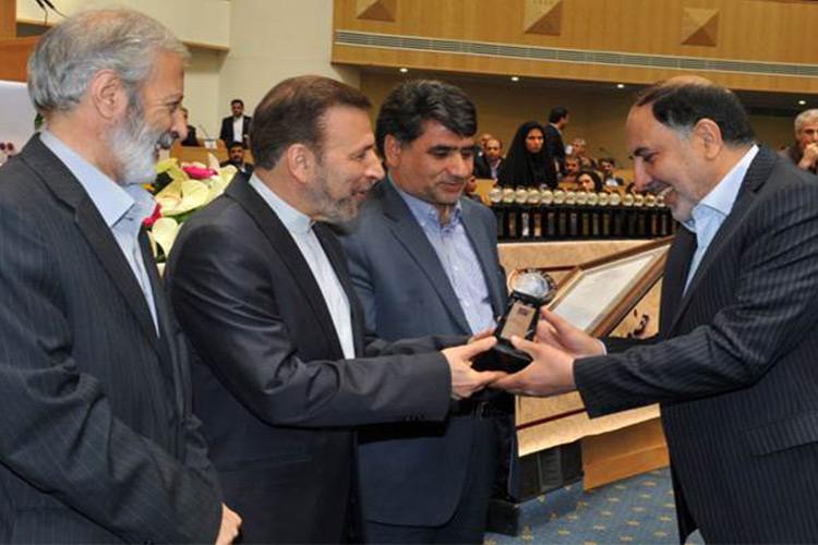 تقدیر از ایرانسل بعنوان اپراتور برگزیده در بخشهای تلفن همراه و وایمکس در جشنواره ملی فاوا