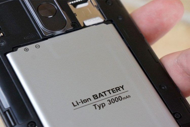 باتری های لیتیوم یون و حالت جامد چه تفاوت هایی با هم دارند