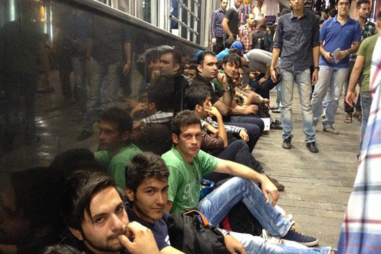 به بهانه ارائه الجی جی 2 در کشور: ترغیب برای خرید محصولات به چه قیمت؟!