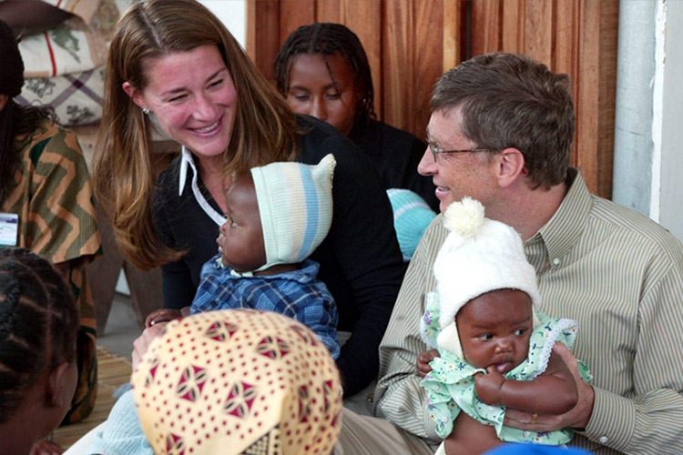 بیل گیتس و دولت بریتانیا برای مبارزه با مالاریا ۴ میلیارد دلار سرمایه‌گذاری می‌کنند