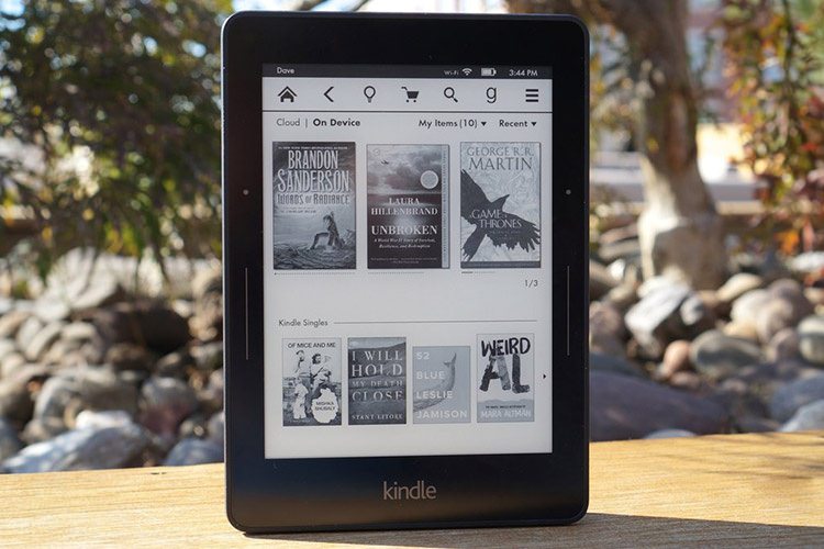 آمازون Kindle Voyage، پادشاه کتابخوانها را معرفی کرد