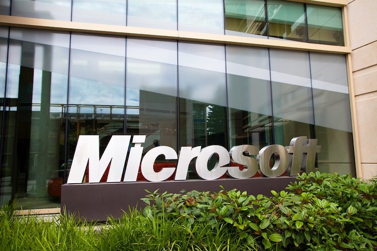 مایکروسافت تا ژوئن 2017، تعداد 2850 کارمند دیگر خود را اخراج می کند