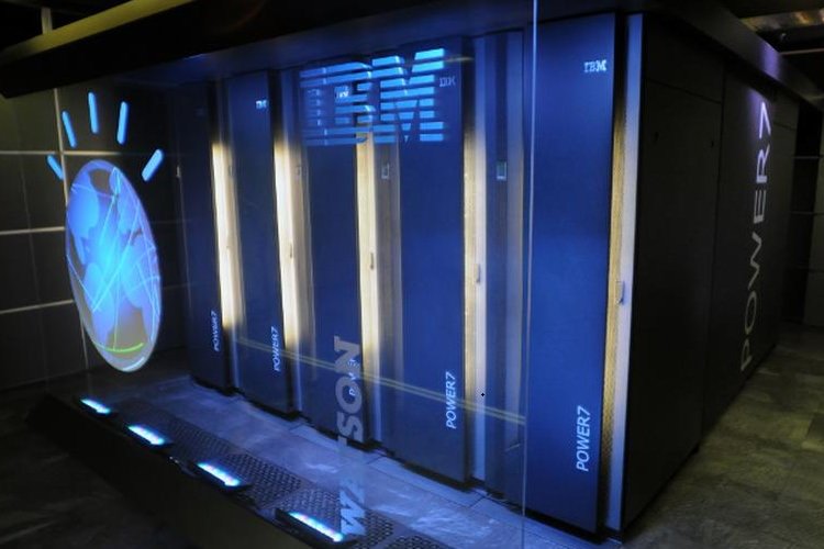 آیبیام نرم افزار Watson Analytics Pro را برای تعامل با ابر رایانه واتسون عرضه کرد