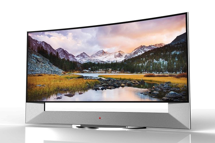 فروش تلویزیون 105 اینچی 4K الجی شروع شد؛ البته بعید است از پس هزینهی آن بر بیایید