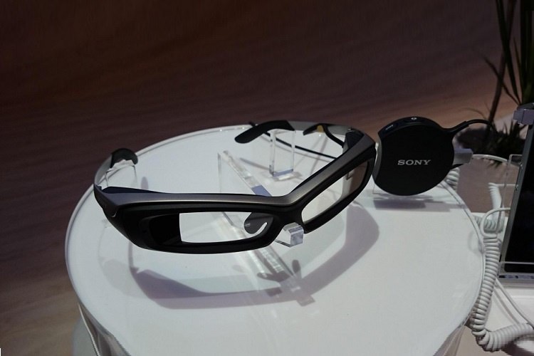 تماشا کنید: مشاهده نسخه دمو از عینک هوشمند سونی