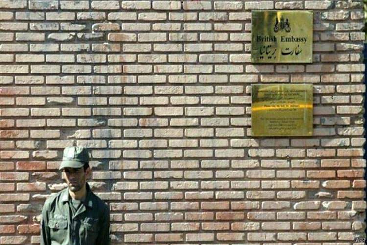 کجارو: یکشنبه سفارت بریتانیا در تهران باز میشود