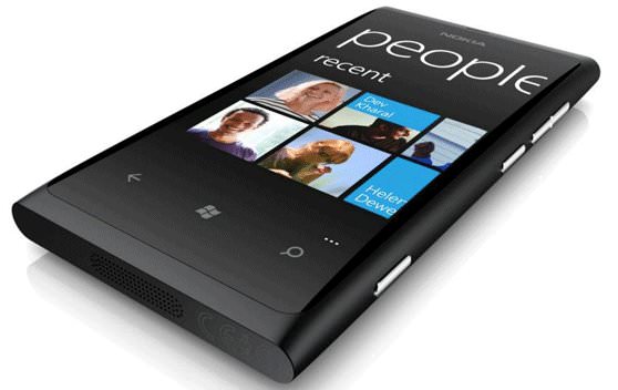 مشکل نرم افزاری Nokia Lumia 800 باعث مصرف شدید باتری می شود