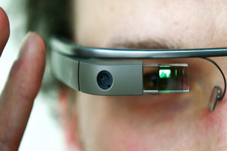 گوگل به دنبال توسعه نسل دوم Google Glass است
