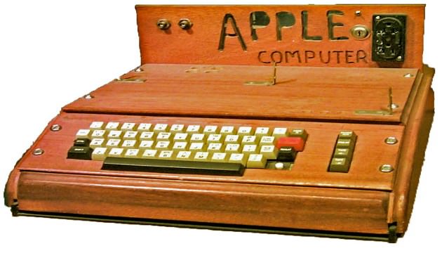 کامپیوتر Apple 1 سالم در یک حراجی به قیمت 671 هزار دلار فروخته شد