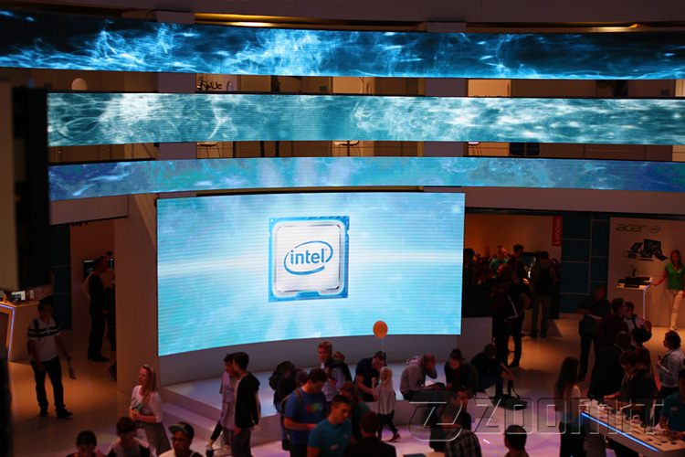تماشا کنید: ویدیو اختصاصی زومیت از غرفه اینتل در IFA 2015
