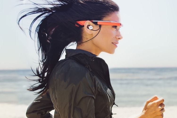 گوگل در حال ارائهی نسل دوم عینک Google Glass به توسعهدهندگان معتمد است
