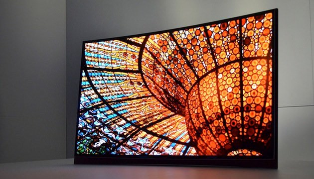 سامسونگ اولین تلویزیون OLED خمیده دنیا را معرفی کرد