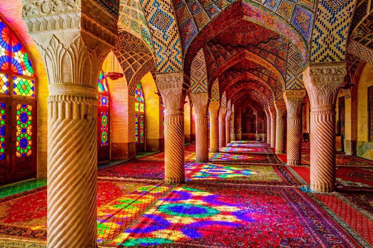محمد دومیری و خلق تصاویری نادر از مساجد ایران