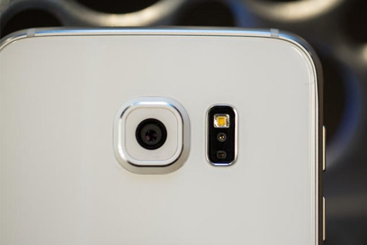 مقایسه گلکسی اس 6 با HTC One M9، گلکسی نوت 4، اکسپریا زد 3 و آیفون 6