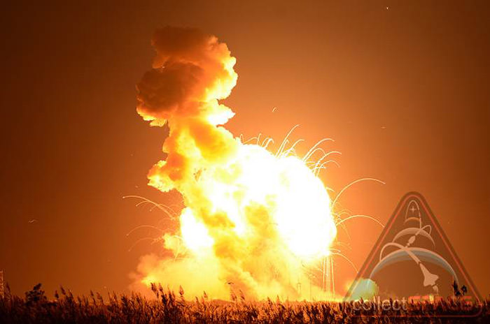 antares-rocket-explosion-3