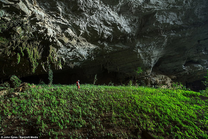 غار زیرزمینی تام خون در لائوس