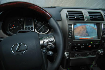 2011-Lexus-GX460-Interior-Console